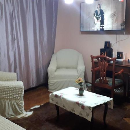 Cozy, Central 1-Bedroom Apartment In Timisoara, Romania Extérieur photo